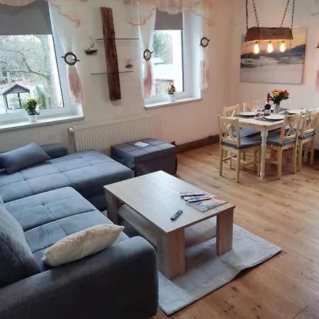 3 Am Hofladen Hellendorf *