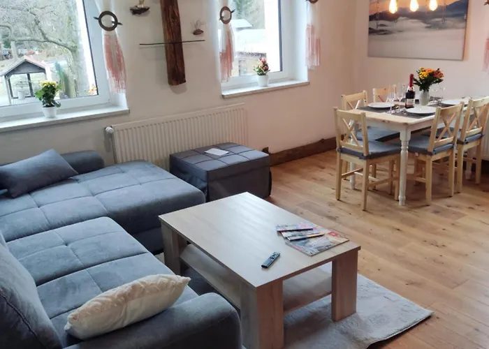 3 Am Hofladen Hellendorf *